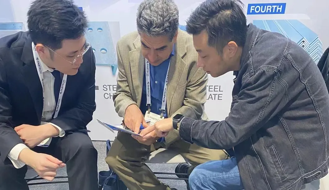 Anel de selos de alta qualidade usado para proteger a cabeça de corte a laser de fibra na cidade de Wuhan 11