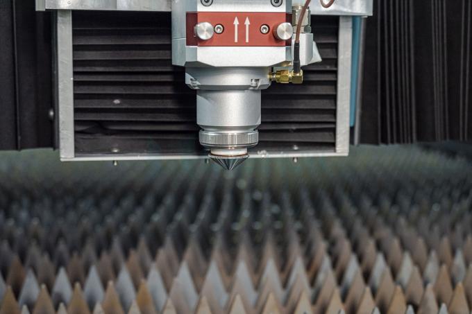 Máquina de corte a laser de fibra CNC 3kw 6kw para chapa de aço inoxidável 0